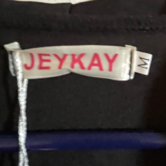 Long Ruffled Collar Overcoat Size M - Picture 4 of 7